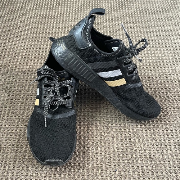 Adidas NMD R1 - Picture 4 of 5